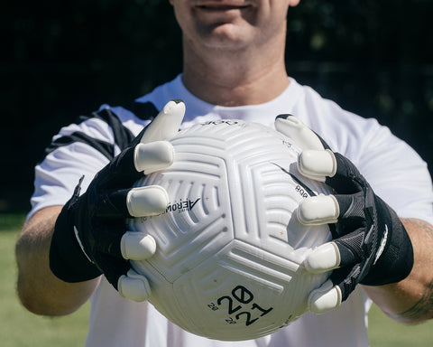 2024 GR1P Glove - Carbon