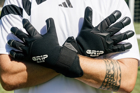 2024 GR1P Glove - Blackout