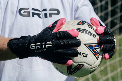 2026 GR1P Glove - Fucsia