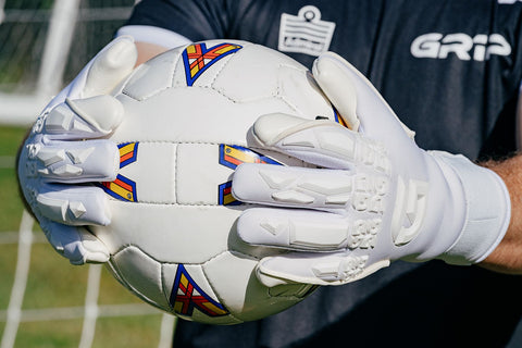2023 GR1P Glove - Bianco