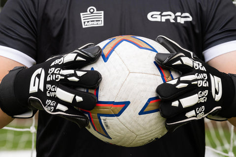 2023 GR1P Glove - Black