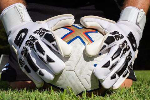 2023 GR1P Glove - White