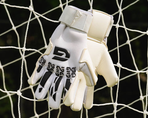 2023 GR1P Glove - White