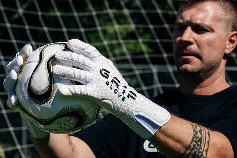 2026 GR1P Glove - Rein