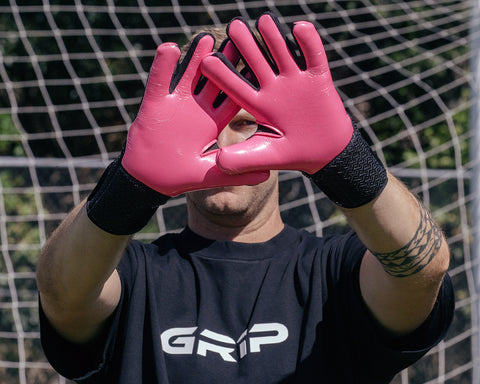 2026 GR1P Glove - Fucsia